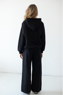 Костюм жіночий